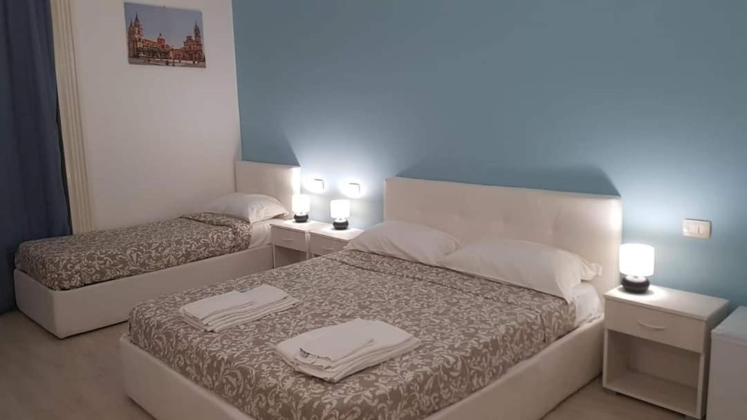 B&B Sweet Suite Dreams Catánia Buitenkant foto