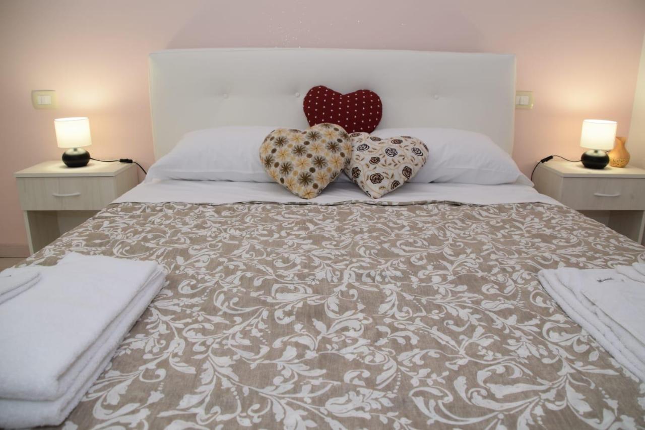B&B Sweet Suite Dreams Catánia Buitenkant foto