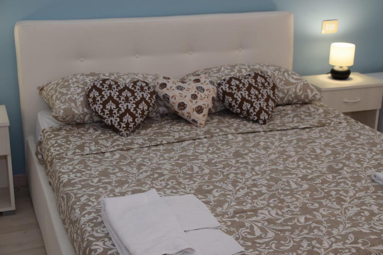 B&B Sweet Suite Dreams Catánia Buitenkant foto